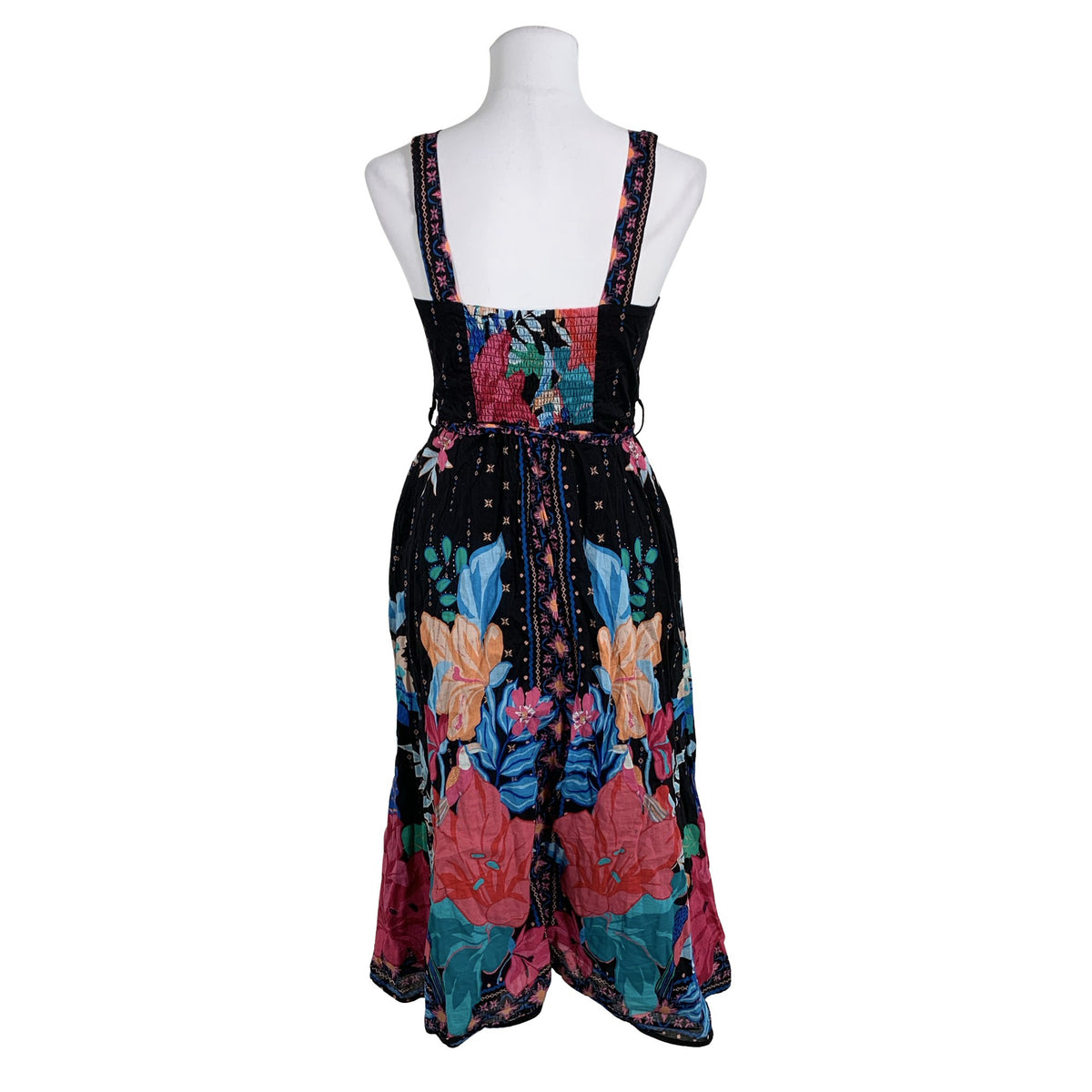 Unisex Love&Roses - Mitteveniv kleit, suurus 38 - Must (2)