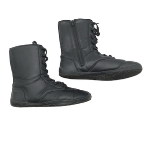 Unisex Vaistoa - Poolsaapad, suurus 42 - Must (1)