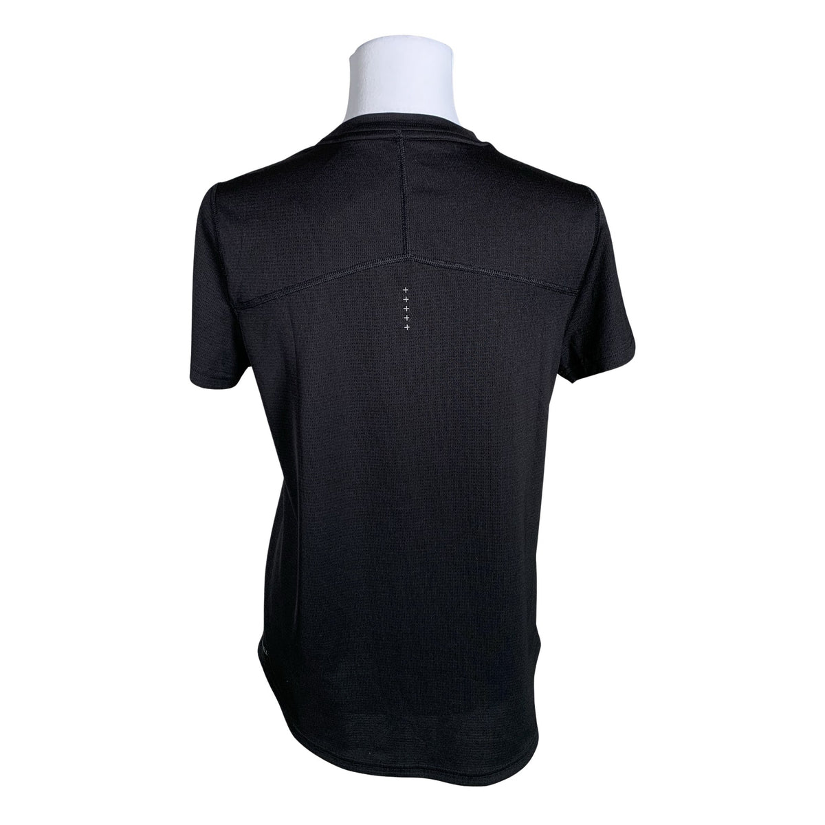 Unisex Puma - Spordisärk, lühikesed käised, suurus 40 - Must (2)