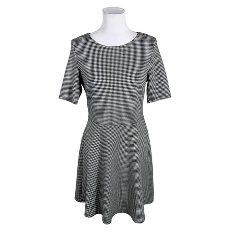Unisex Esprit - Trikotaažist kleit, suurus 36 - Must ()