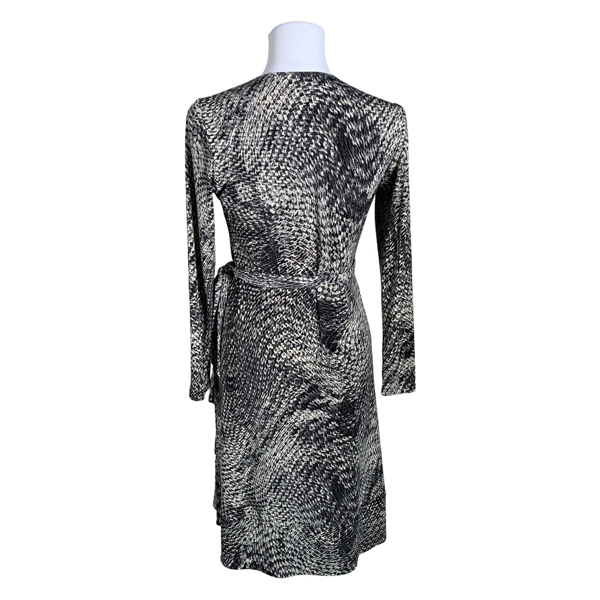 Unisex Andiata - Trikotaažist kleit, suurus 36 - Hall (2)