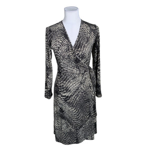 Unisex Andiata - Trikotaažist kleit, suurus 36 - Hall (1)