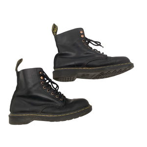 Unisex Dr. Martens - Nööridega saapad, suurus 41 - Must (1)