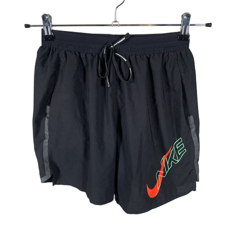 Unisex Nike - Lühikesed spordipüksid, suurus S - Must ()