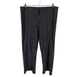 Unisex me&i - Trikotaažist püksid, suurus 42 - Must ()