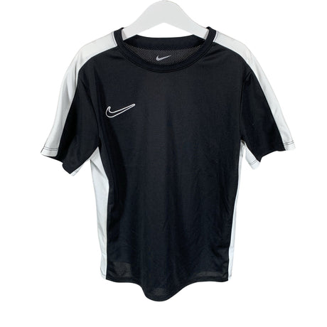 Unisex Nike - Spordisärk, lühikesed käised, suurus 134 - 140 - Must ()
