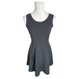 Unisex Uniqlo - Mitteveniv kleit, suurus 34 - Hall ()