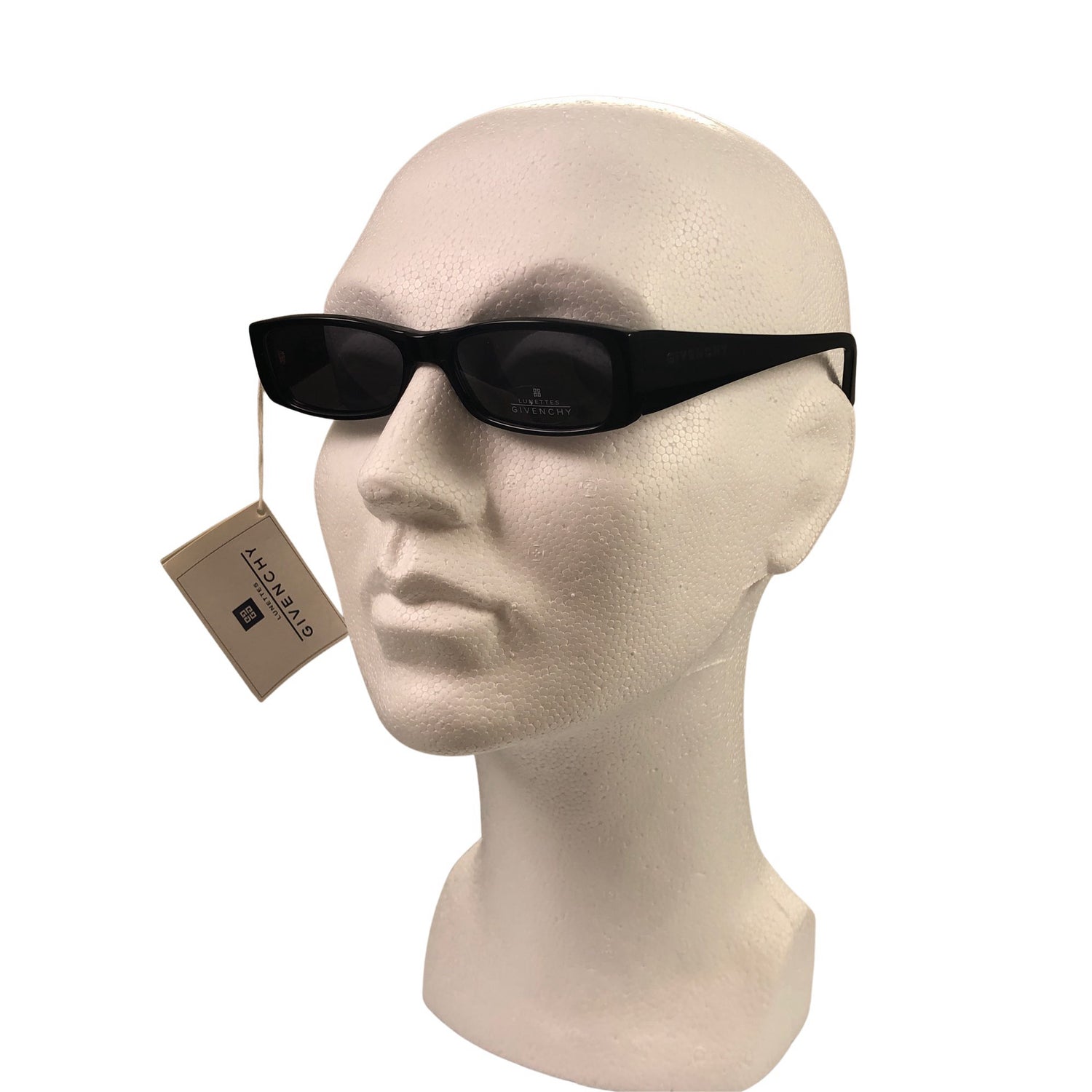  Aurinkolasit  Aurinkolasit, koko Ei kokoa  Givenchy 