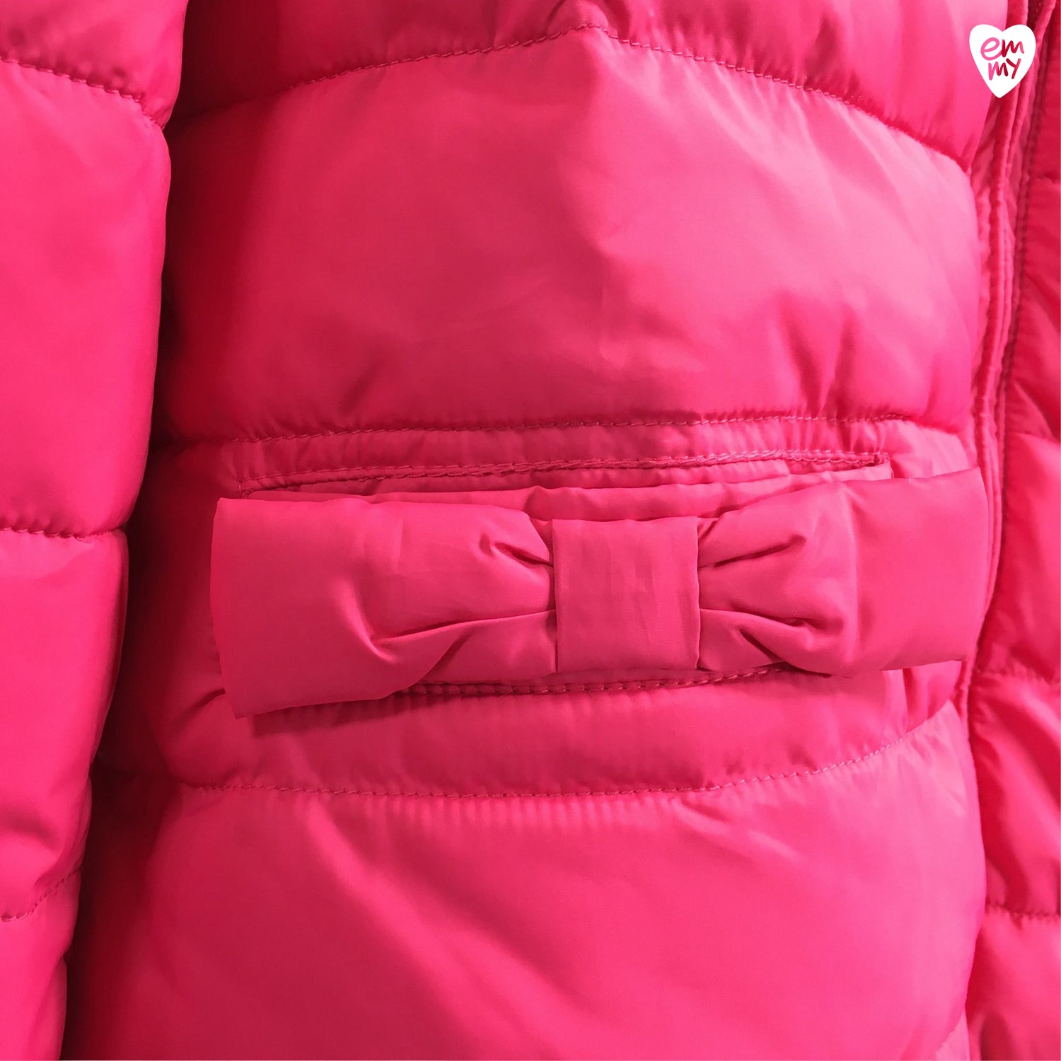  Kevyttoppatakki  Kevyttoppatakki, koko 164 - 170  Benetton 