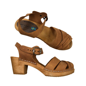 Korolliset sandaalit, koko 38