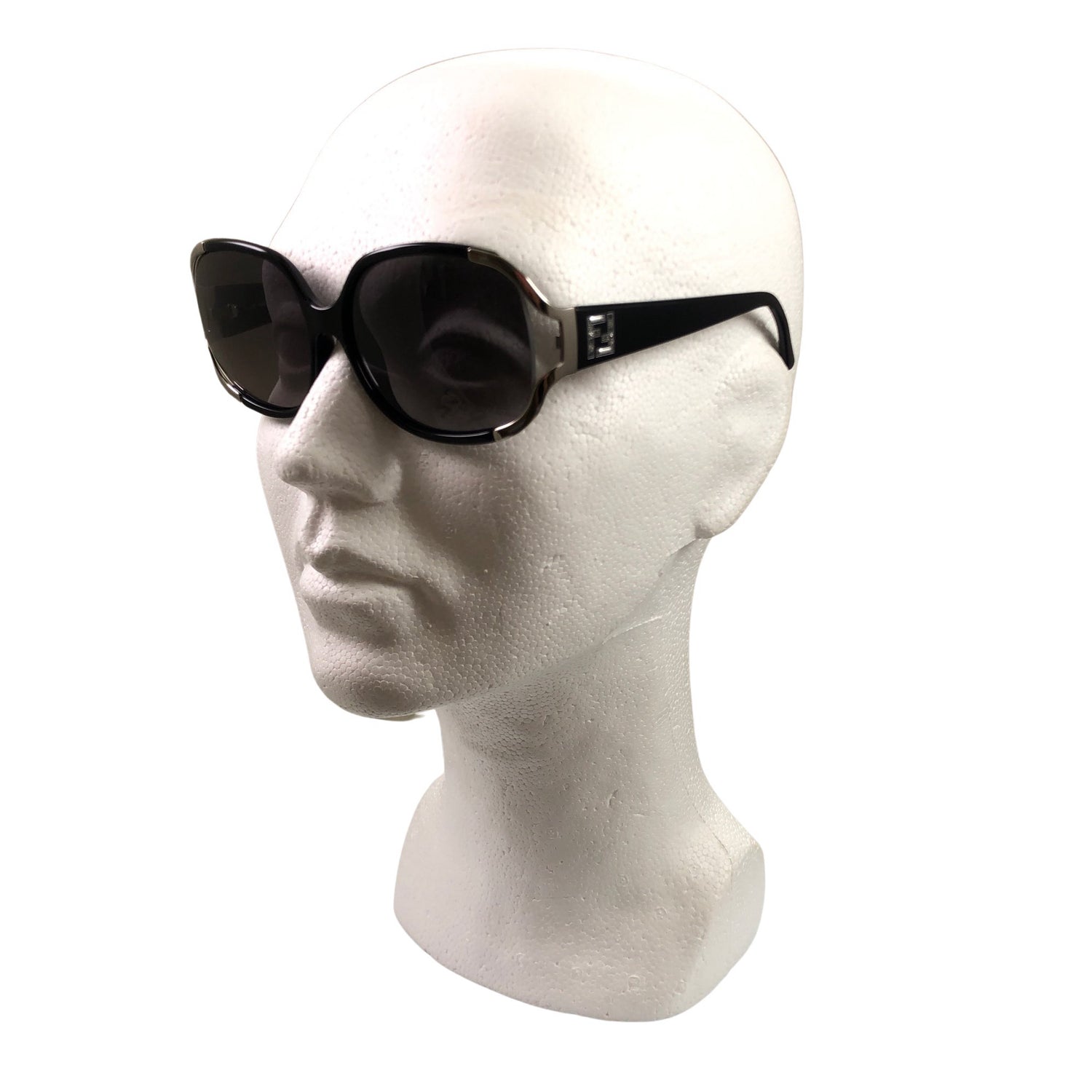 Aurinkolasit, koko Ei kokoa