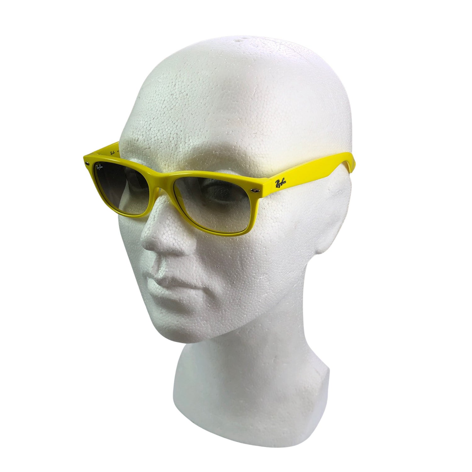  Aurinkolasit  Aurinkolasit, koko Ei kokoa  Ray-Ban 