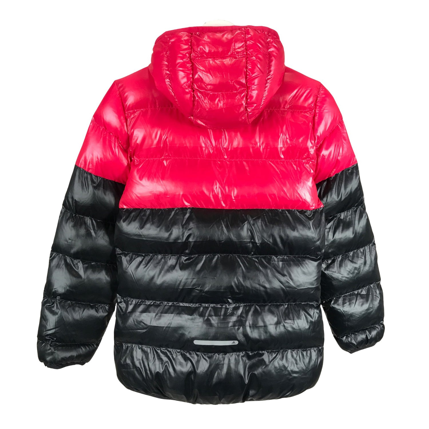  Toppatakki  Toppatakki, koko 146 - 152  Adidas 