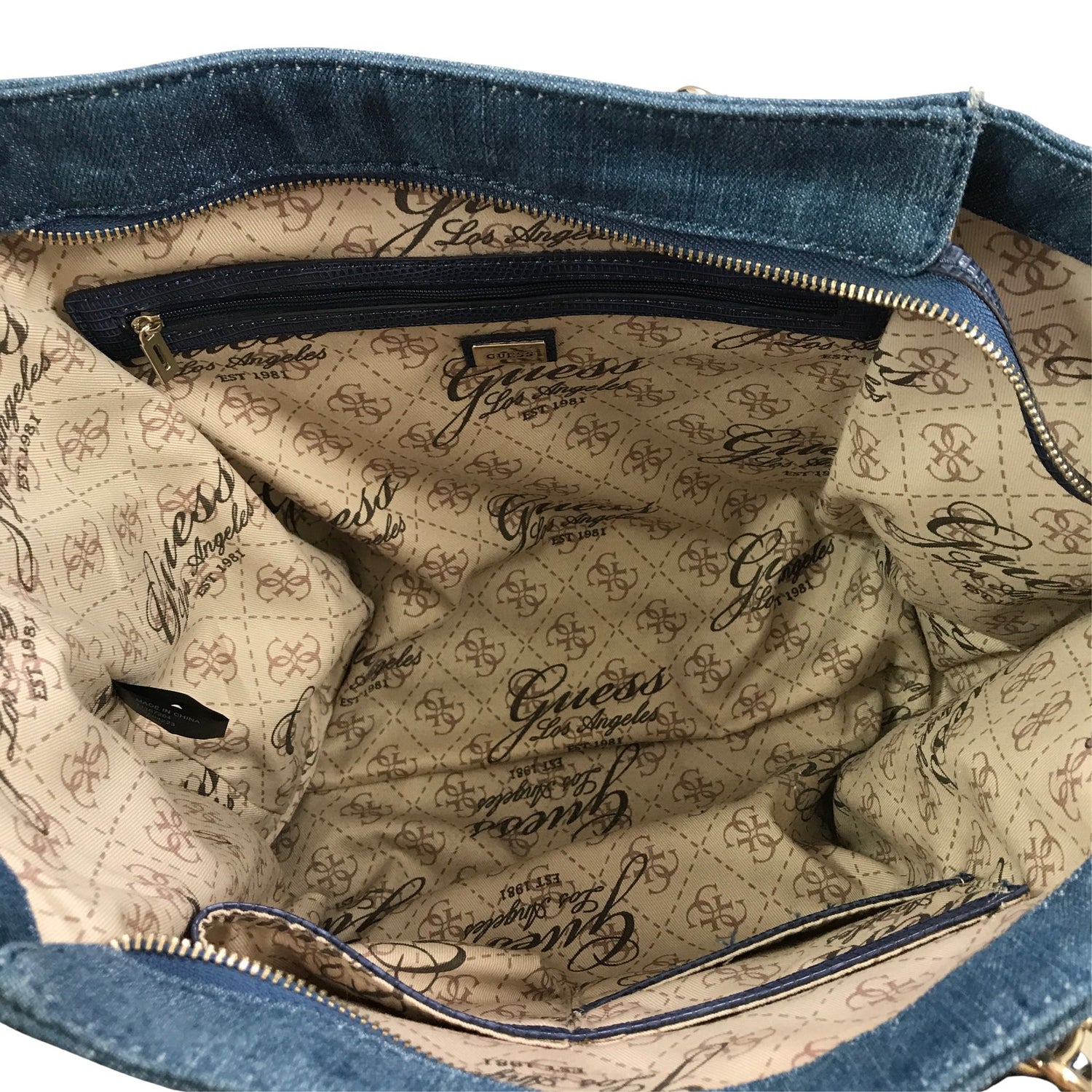  Käsilaukku  Käsilaukku, koko Midi  Guess 