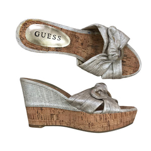 Unisex Guess - Kiilakorkosandaalit, koko 36 -  (1)