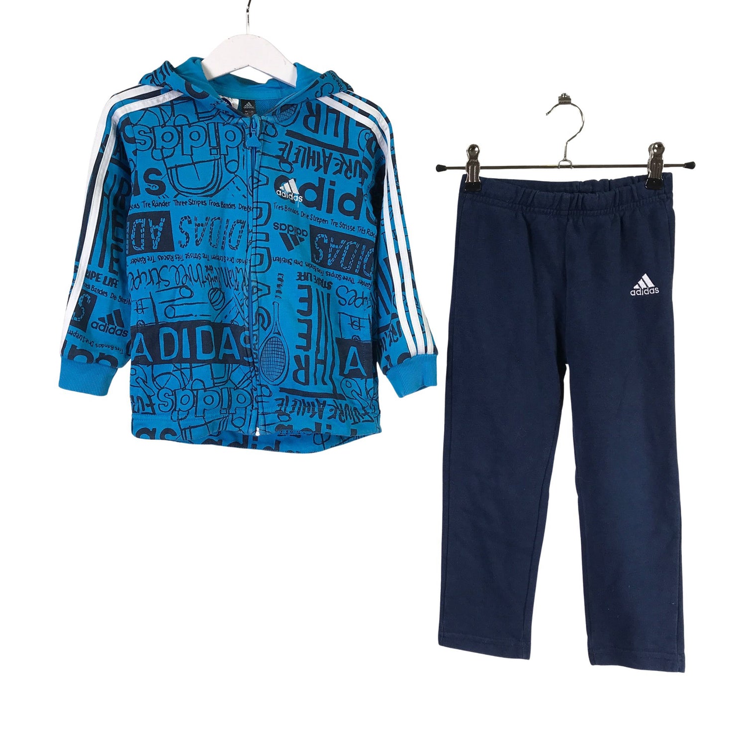  Collegeasu  Collegeasu, koko 98 - 104  Adidas 