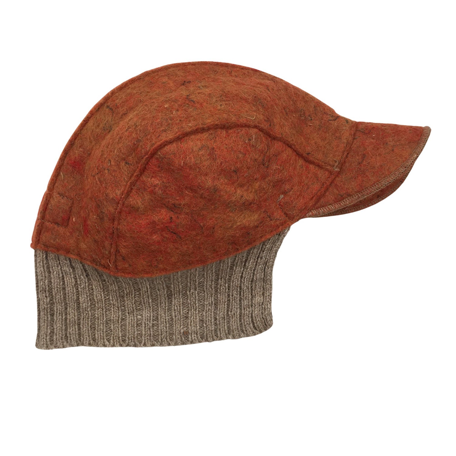  Hattu  Hattu, koko 58 - 60 cm  Kultaturve 