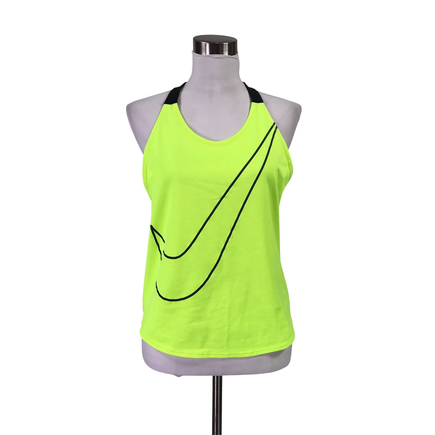  Urheilutoppi  Urheilutoppi, koko 36  Nike 