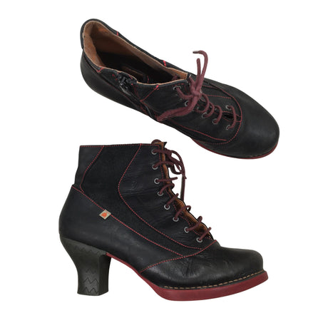 Unisex Art - Nilkkurit, koko 40 -  ()