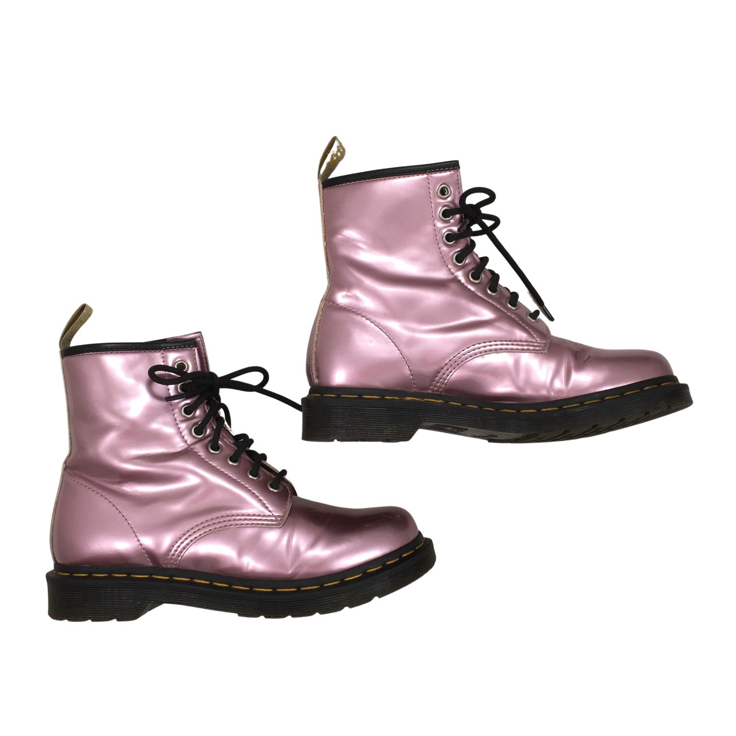  Maiharit  Maiharit, koko 39  Dr. Martens 