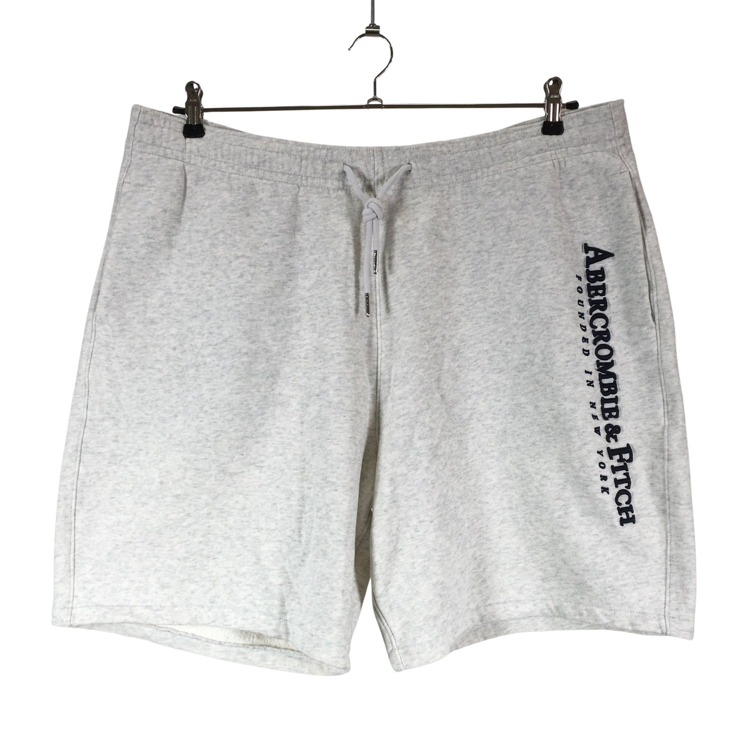 Kolledži lühikesed püksid, suurus L