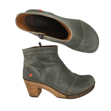 Unisex Art - Nilkkusaapad, suurus 39 -  ()