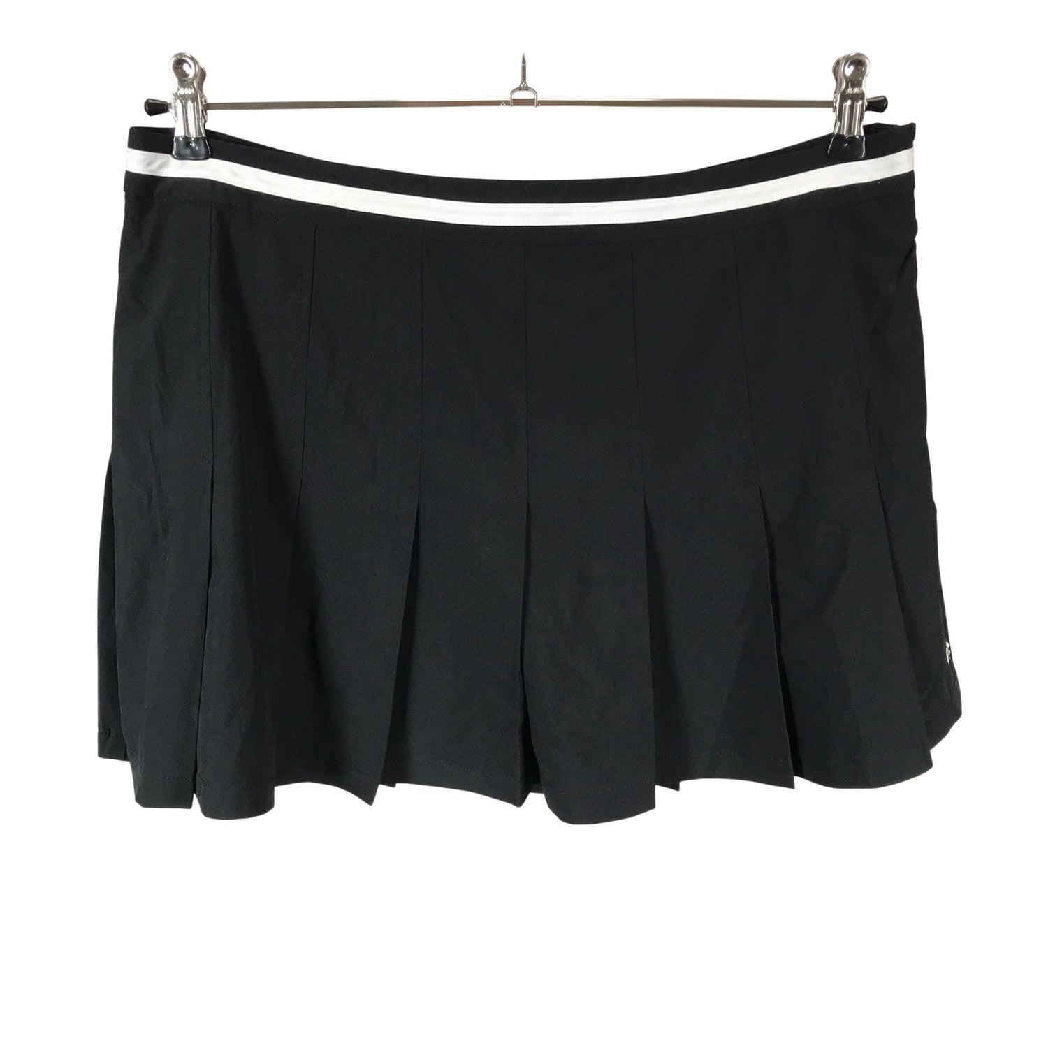  Urheiluhame  Urheilushortsihame, koko 46  Tecnopro 