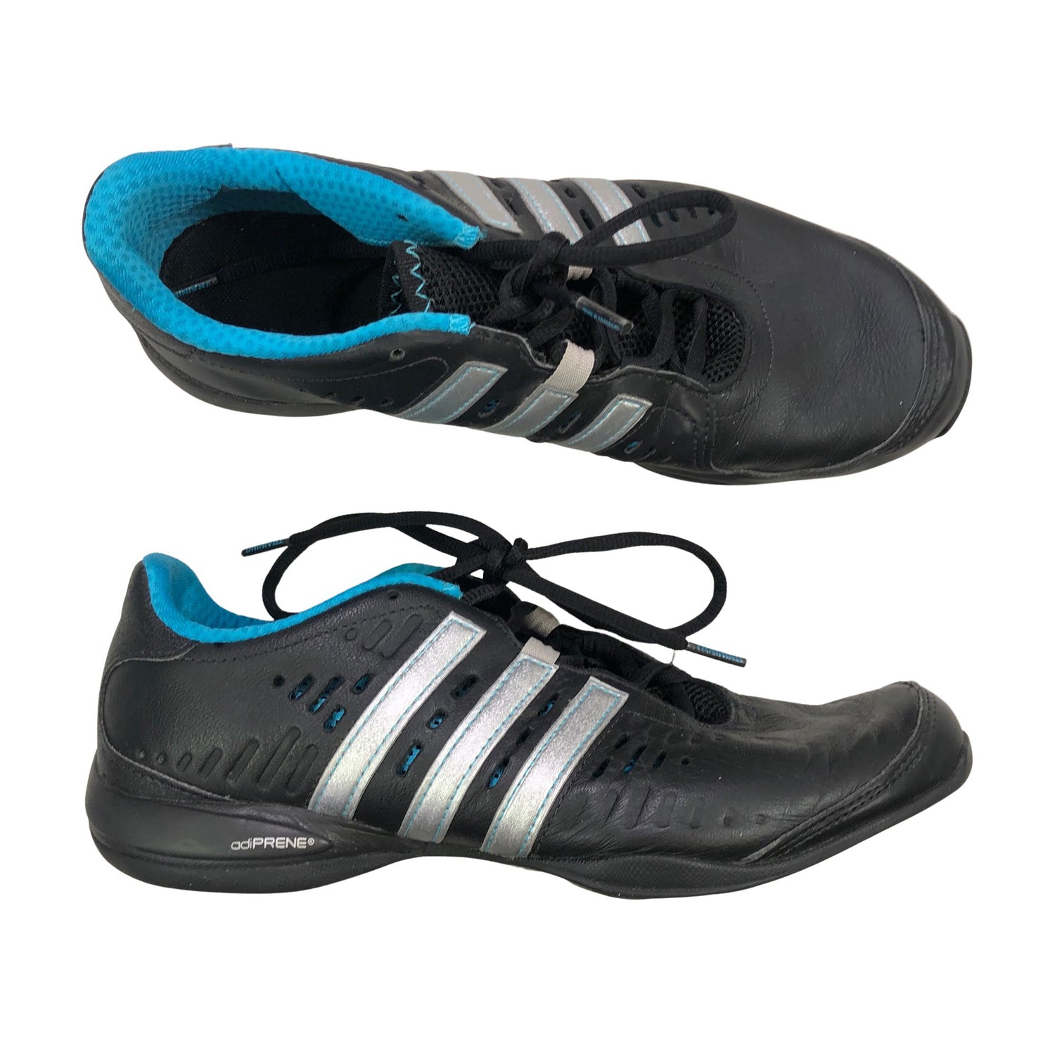  Sisäliikuntakengät  Sisäliikuntakengät, koko 40  Adidas 