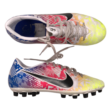 Unisex Nike - Nastakingad, suurus 39 -  ()