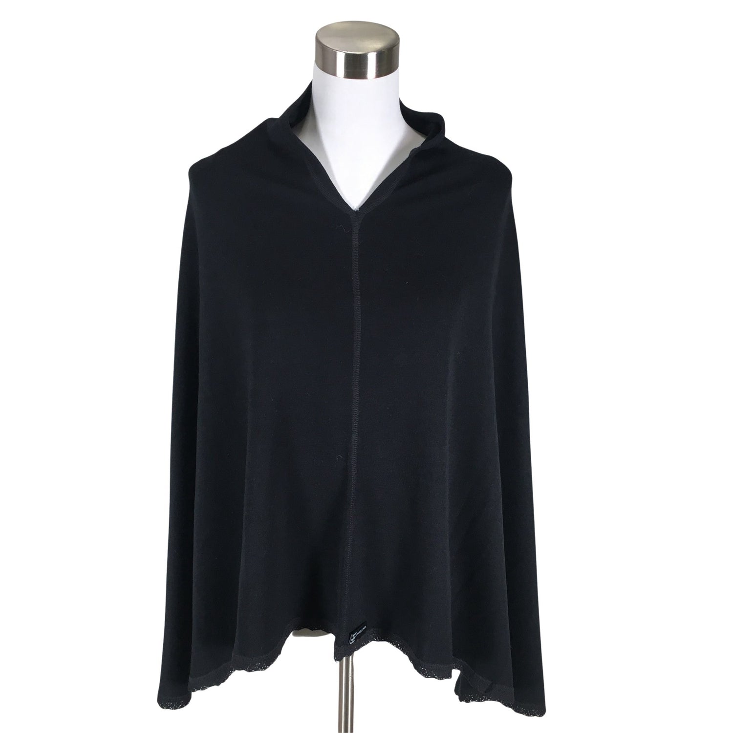  Poncho  Poncho, koko 42  Ommellinen 