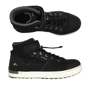 Mid-season shoes, size 40