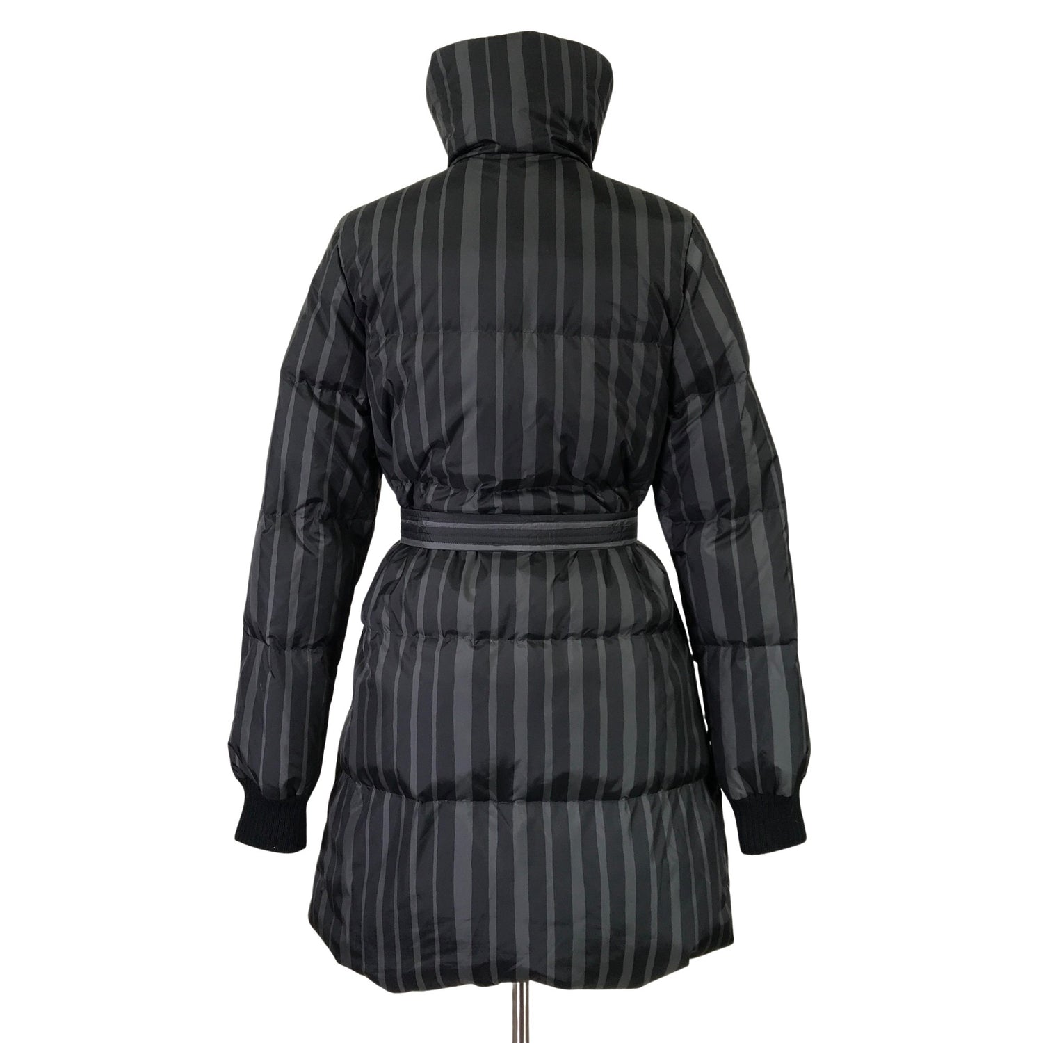  Untuvatakki  Untuvatakki, koko 38  Marimekko 