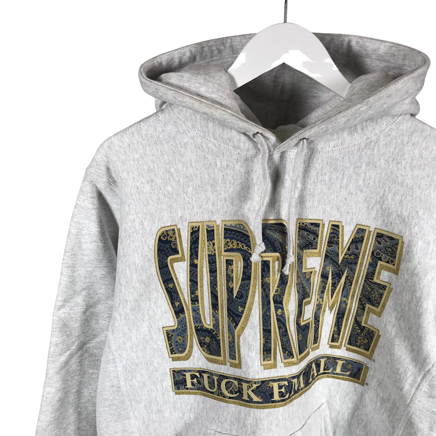  Huppari  Huppari, koko M  Supreme 