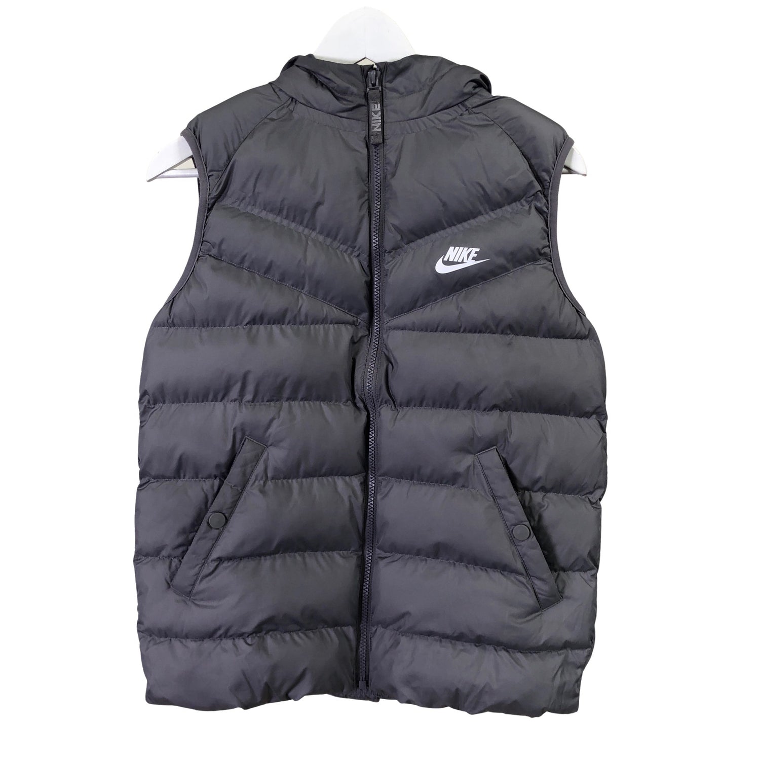  Toppaliivi  Toppaliivi, koko 146 - 152  Nike 