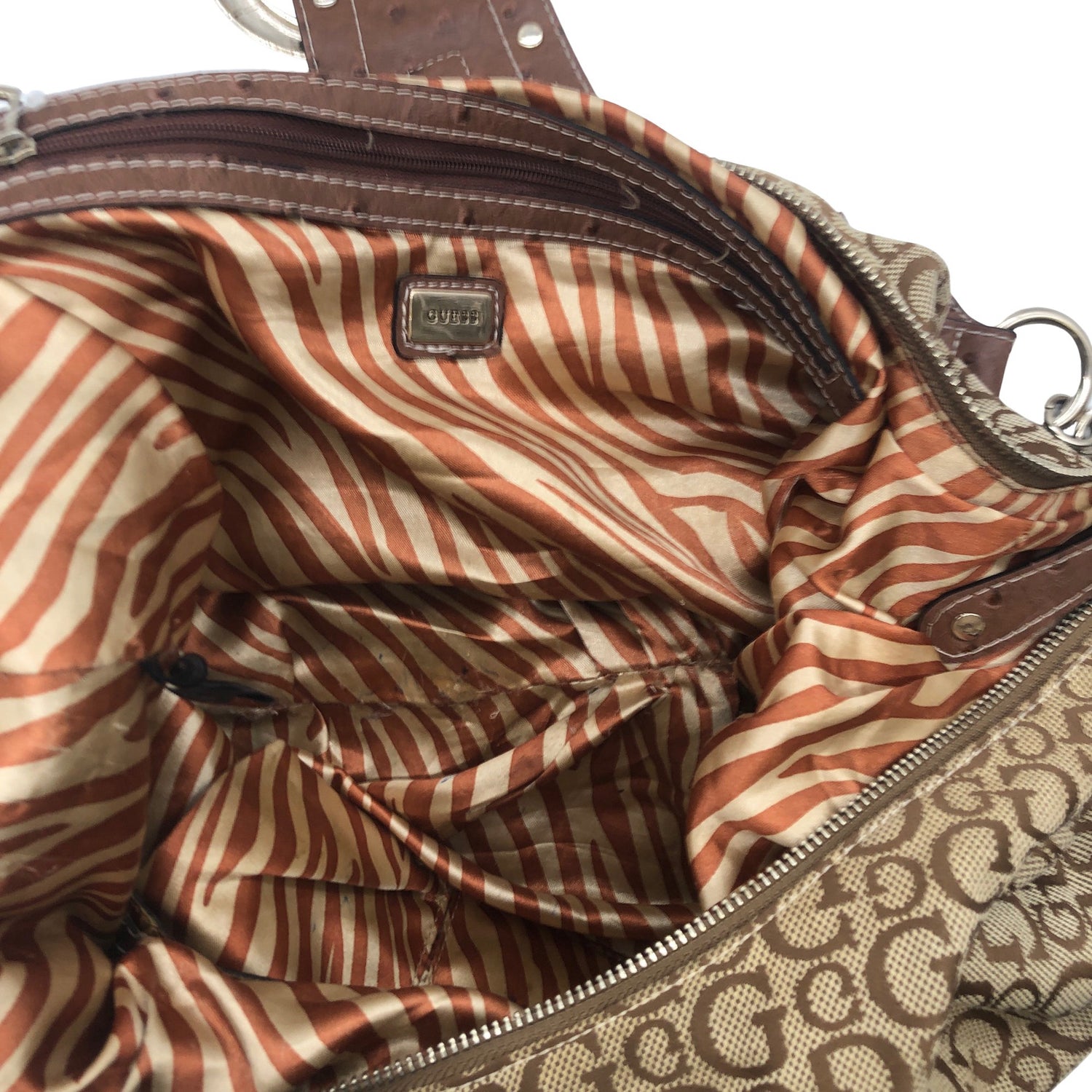  Käsilaukku  Käsilaukku, koko Maxi  Guess 