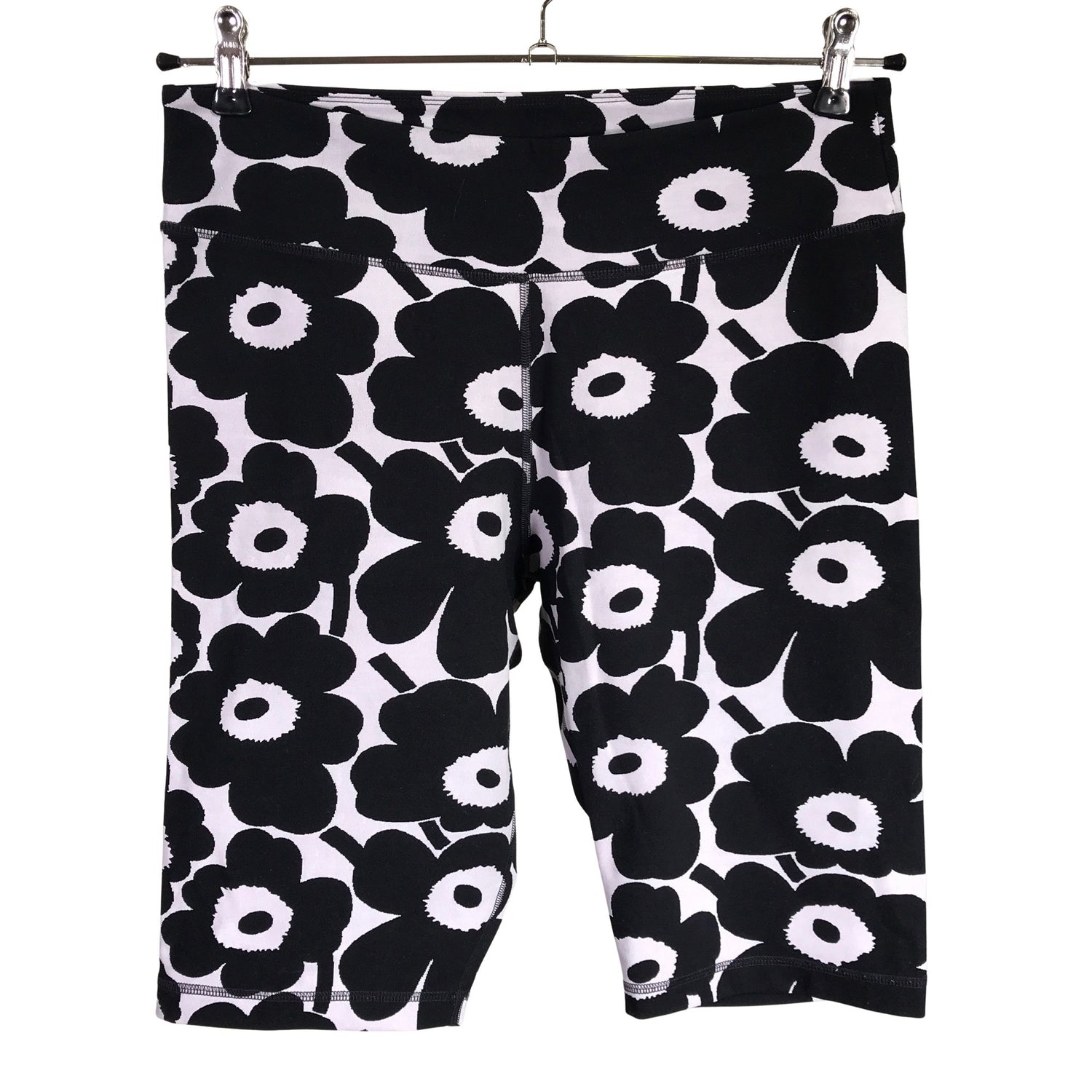  Shortsit  Trikooshortsit, koko 42  Marimekko 