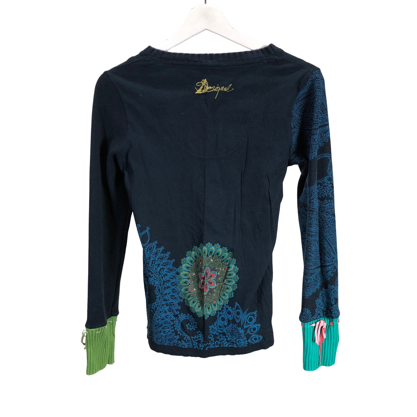 Unisex Desigual - Trikoopaita, koko 36 -  (2)