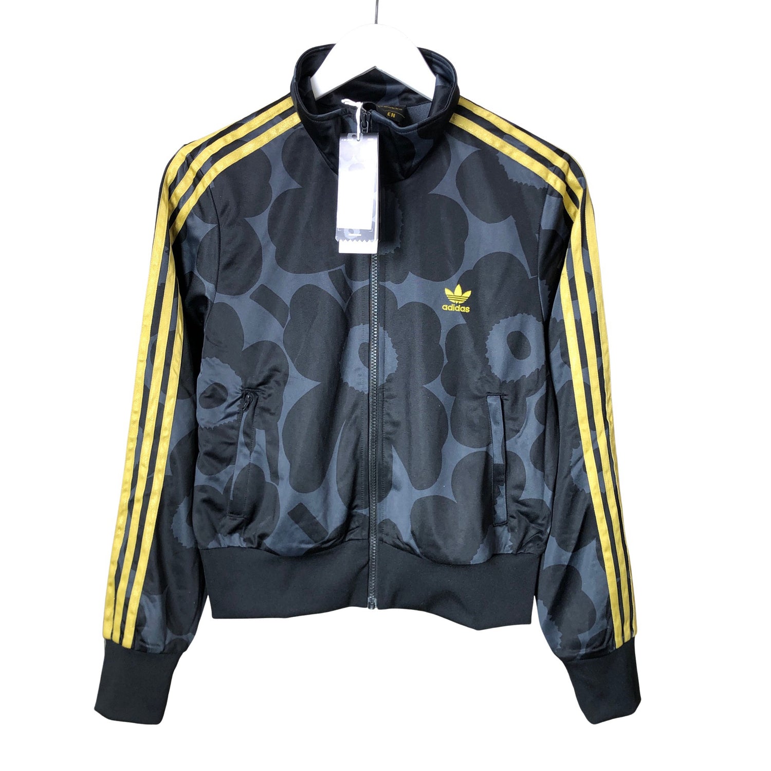  Urheilutakki  Verryttelytakki, koko 42  Adidas 