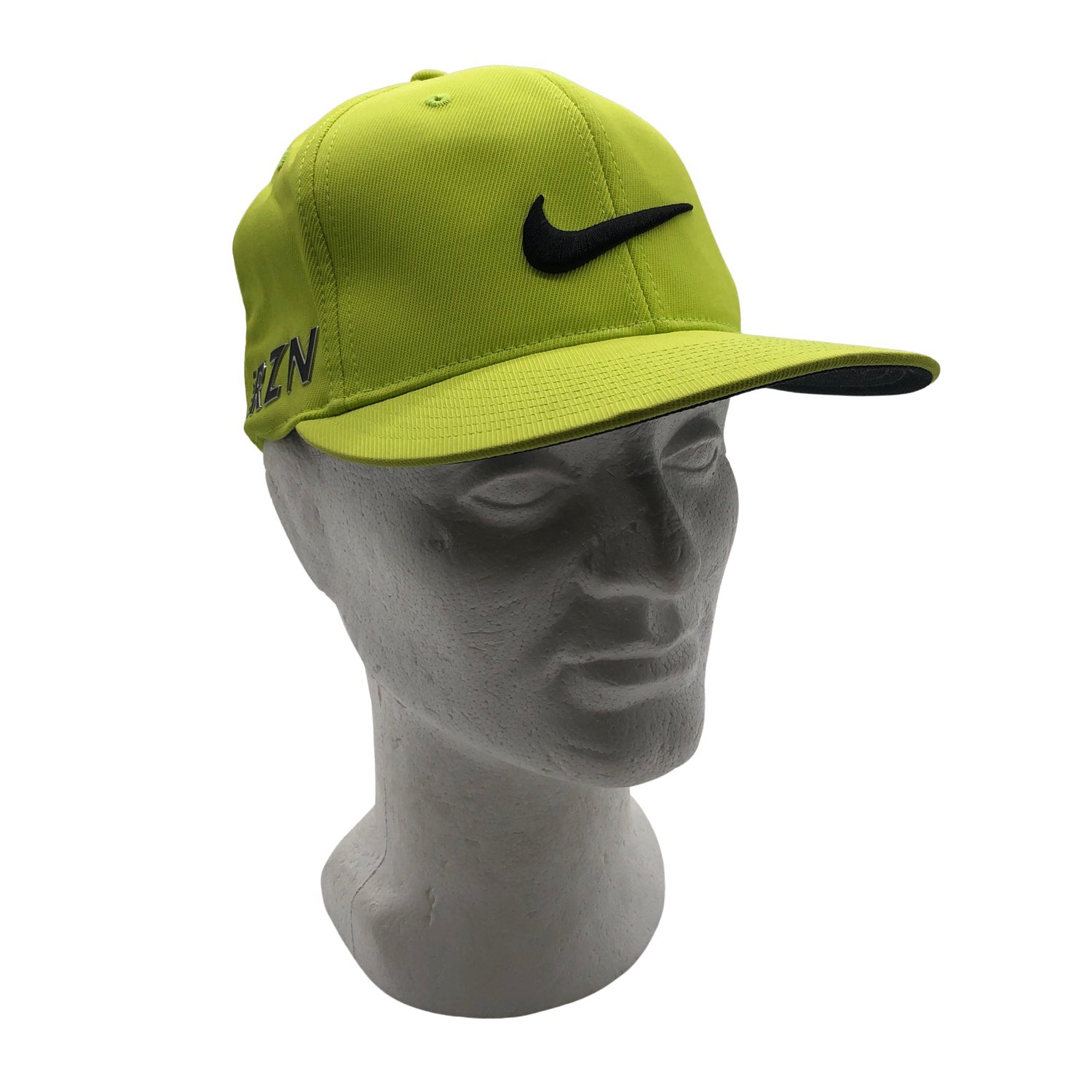  Lippalakki  Lippalakki, koko 56 - 58 cm  Nike 