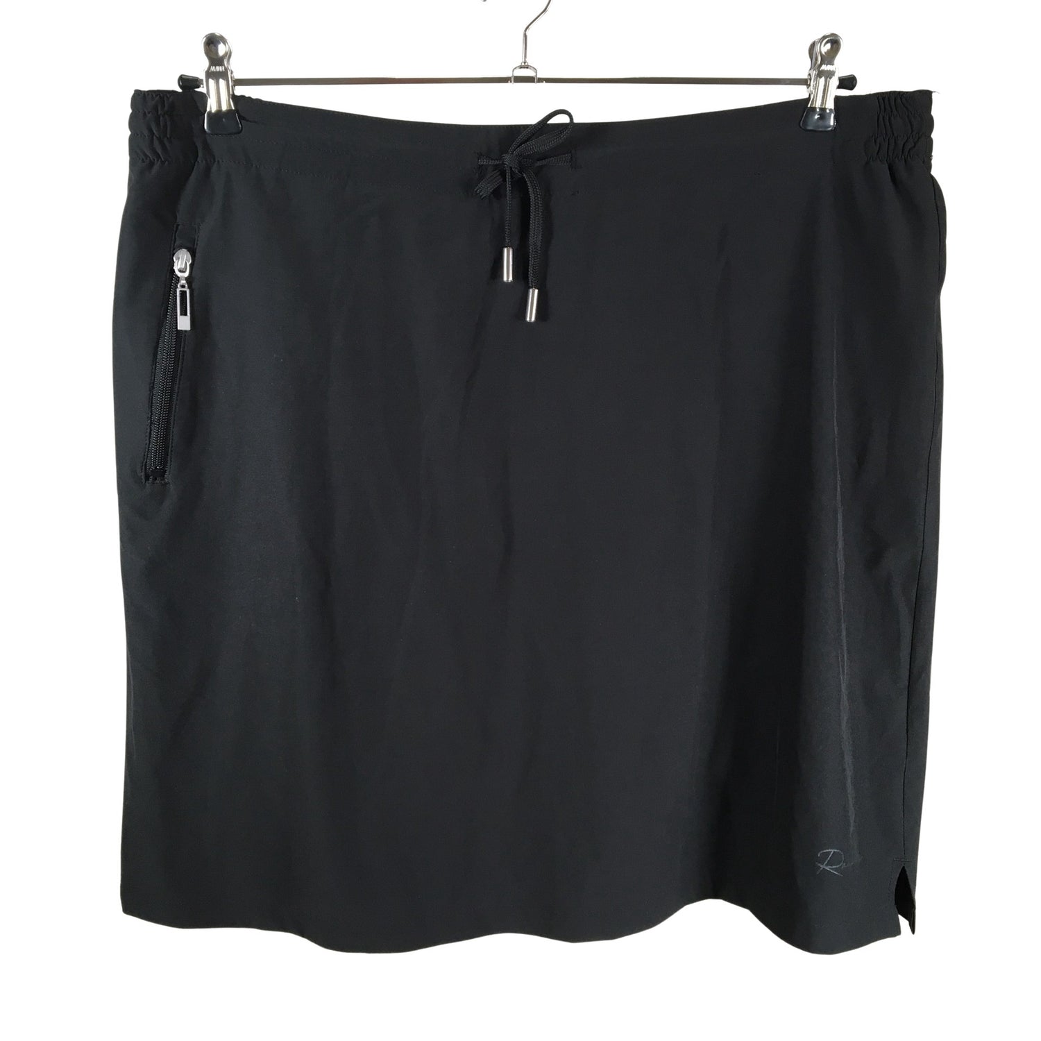  Urheiluhame  Urheilushortsihame, koko 44  Raiski 