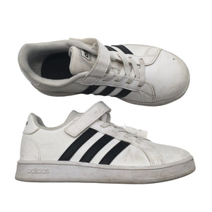 Unisex Adidas - Tennarit, koko 32 -  (1)