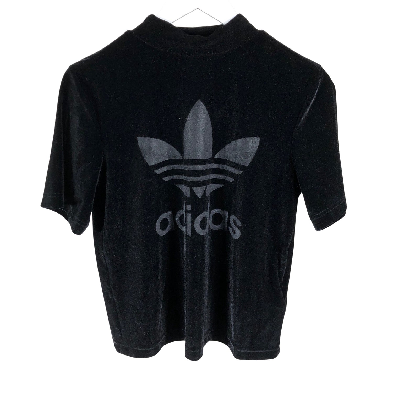  T-paita  T-paita, koko 34  Adidas 
