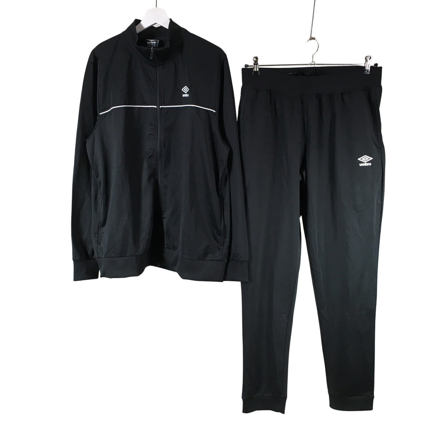 Unisex Umbro - Verryttelyhousut, koko XL -  (1)