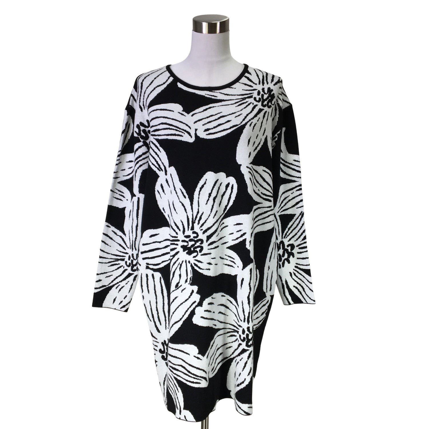  Mekko  Neulemekko, koko 38  Nanso 