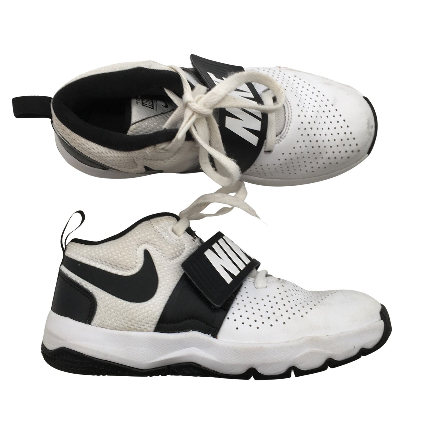  Sisäliikuntakengät  Sisäliikuntakengät, koko 35  Nike 