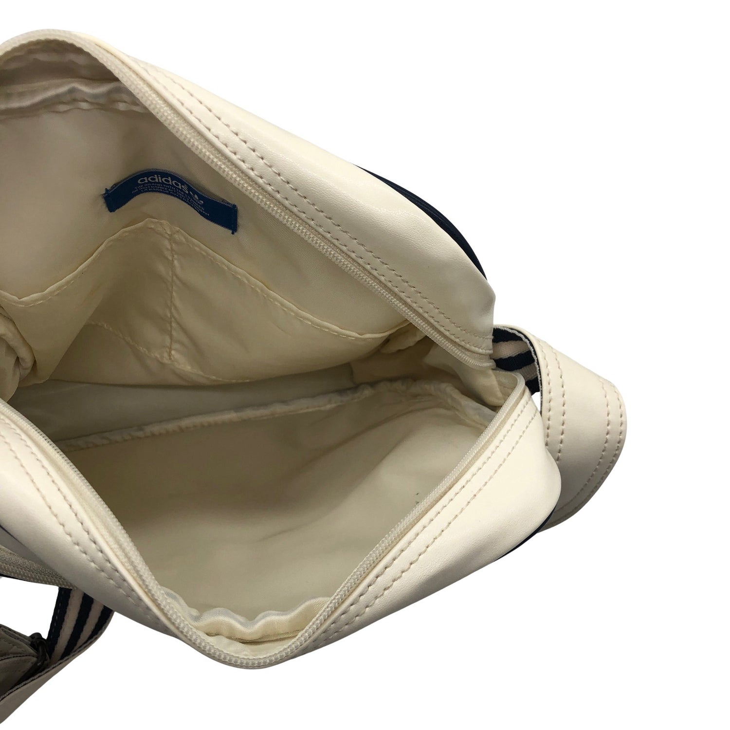  Olkalaukku  Olkalaukku, koko Midi  Adidas 