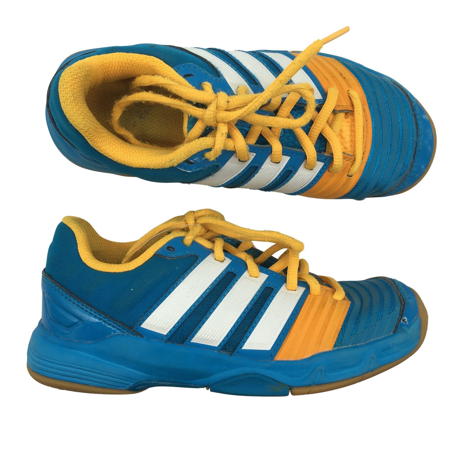  Sisäliikuntakengät  Sisäliikuntakengät, koko 32  Adidas 