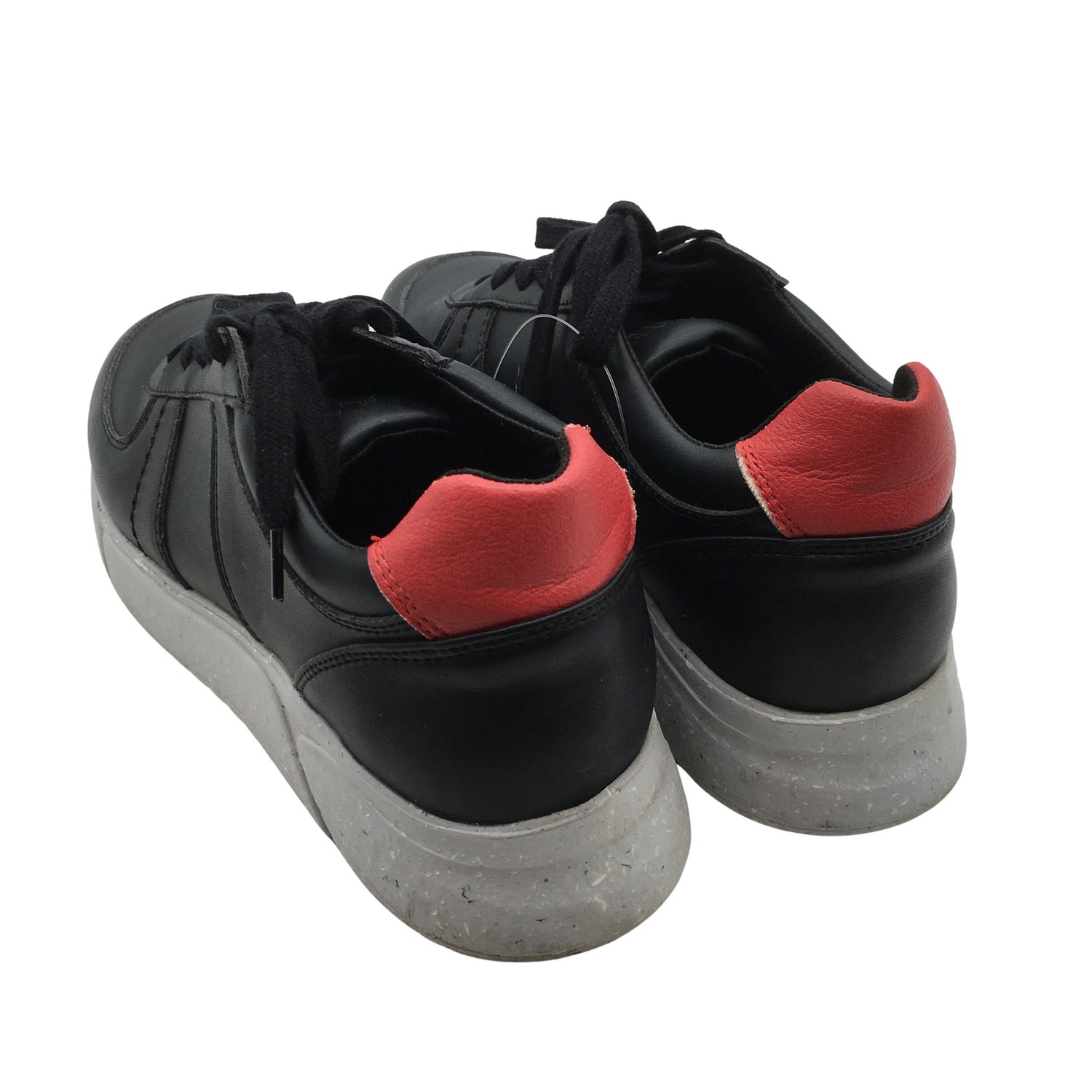  Lenkkarit  Lenkkarit, koko undefined  Human Scales 