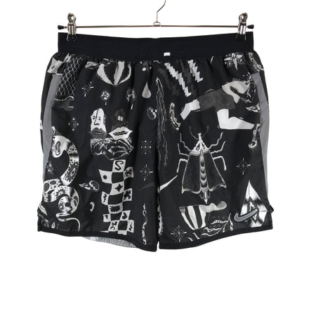 Unisex Nike - Urheilushortsit, koko M -  ()