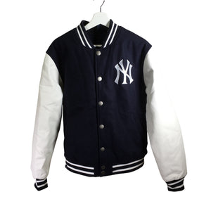 Kevyttoppatakki, koko L